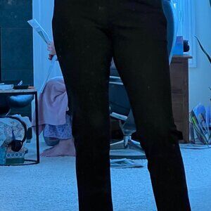 Ann Taylor Black Cropped ankle pant Size 4